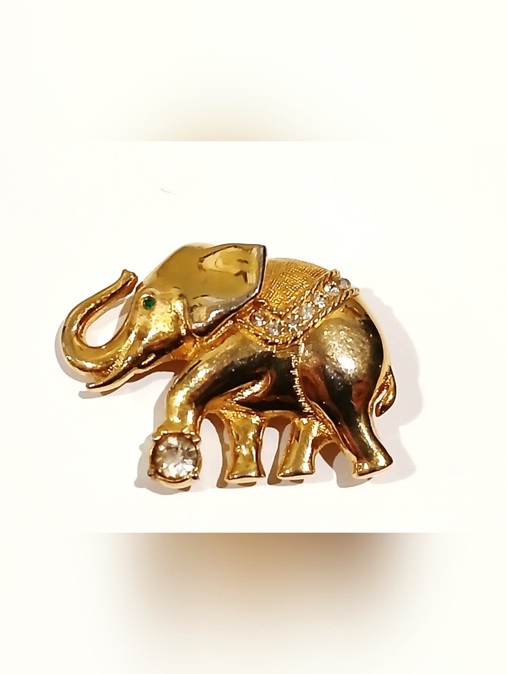 Vintage Goldtone Elephant Rhinestone Brooch